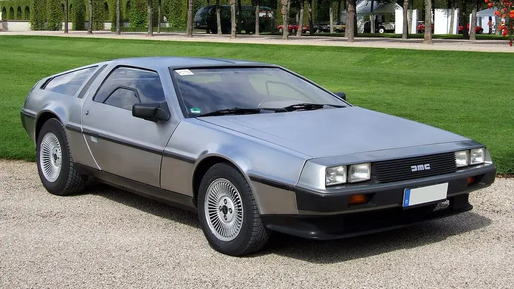 Dmc de lorean 1