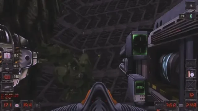 Duke-Nukem-3D-Savior-of-Babes-3